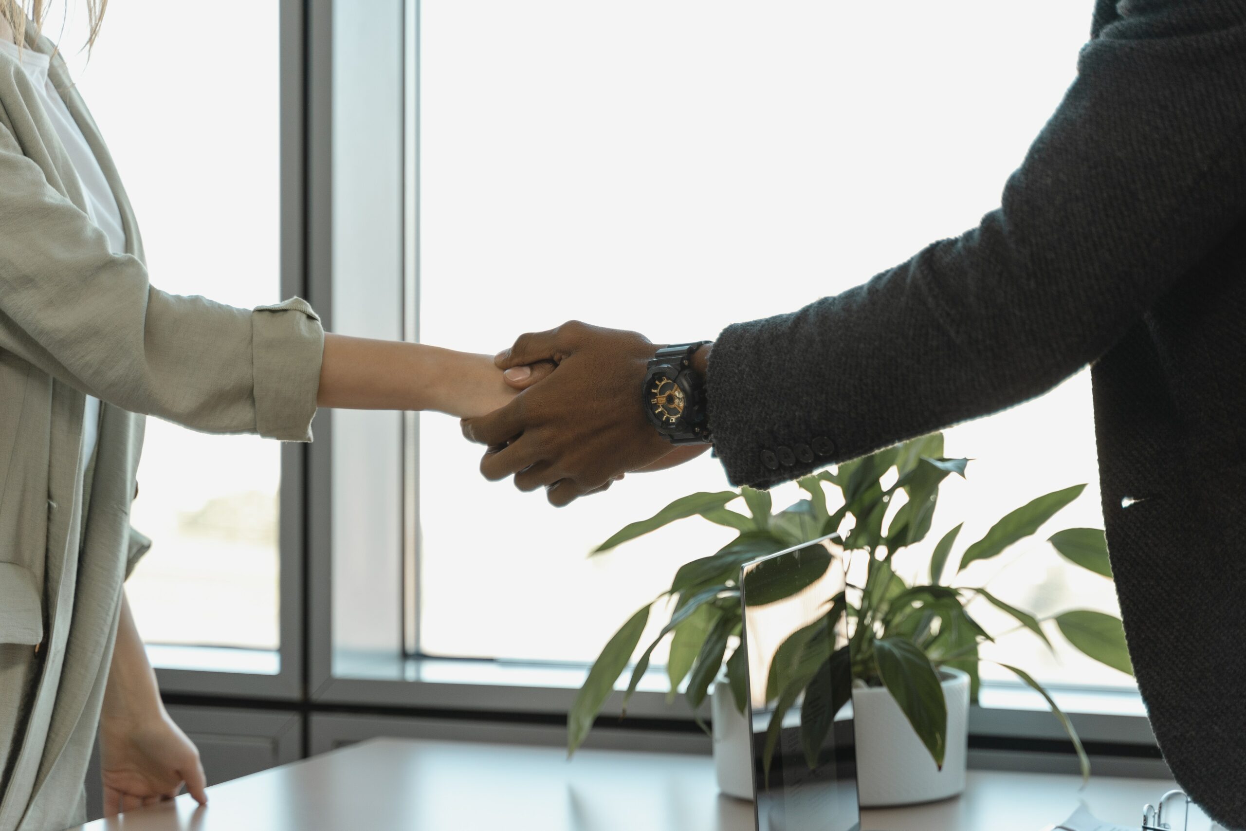 You’re in the Recruiting Business? Here’s How You Get Clients & Discover New Talents at the Same Time (+ Exclusive Use Cases!)