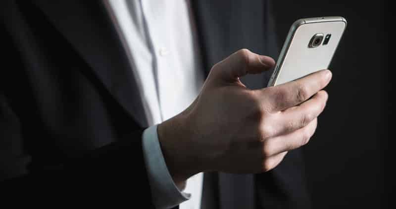 How to Find Decision-Makers in a Company as a Salesperson in B2B